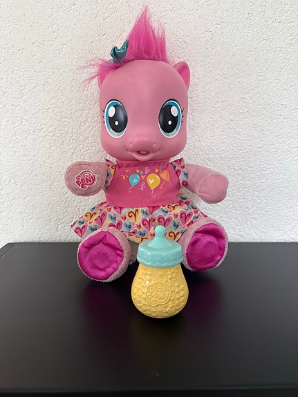 My Little Pony puhuva hahmo