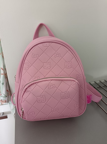 Hello Kitty reppu pieni