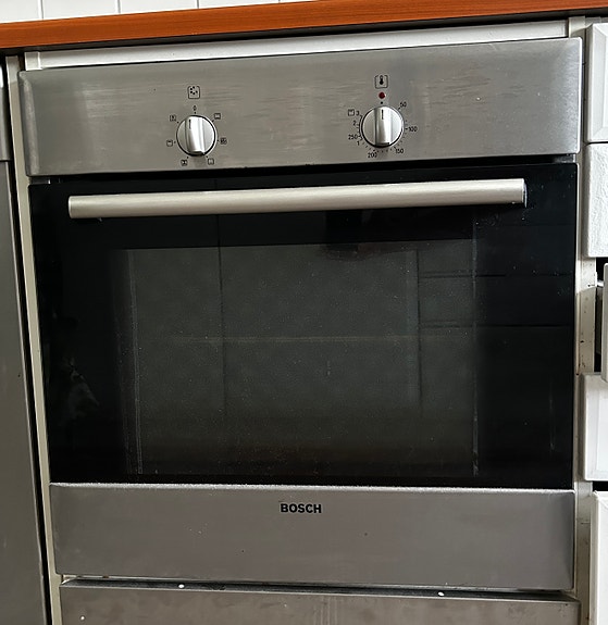 VARATTU Bosch kiertoilmauuni 60 cm