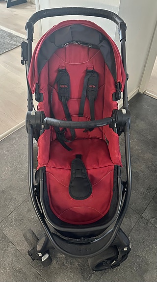 Baby Jogger City Versa rattaat punainen
