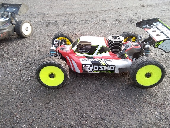Kyosho Inferno mp9 TK14 Nitro 1/8 Buggy