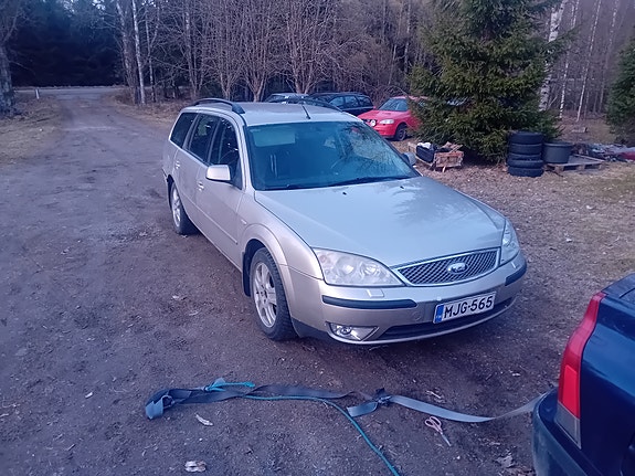 Ford Mondeo 1.8 osina