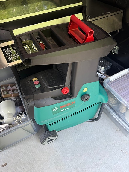 Oksasilppuri BOSCH AXT 22D