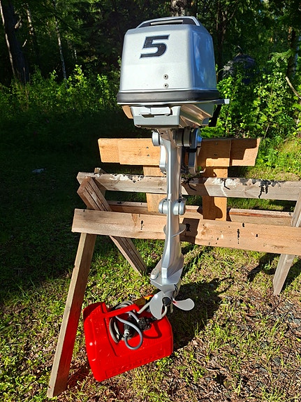 Honda BF5A perämoottori 5 hv