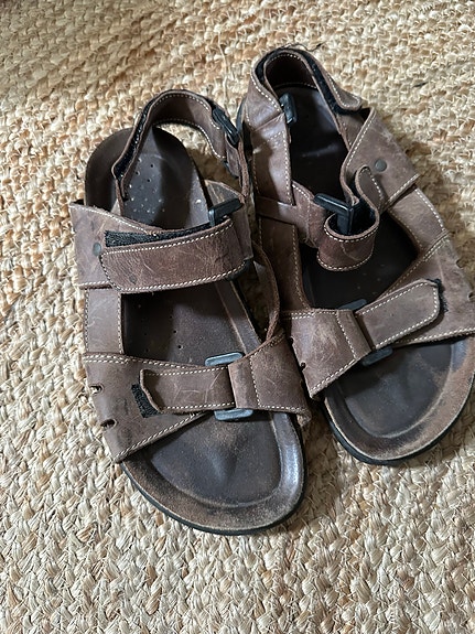 Miesten sandaalit, koko 42