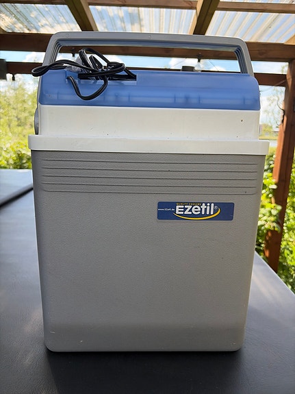 Ezetil Electric Cooler E 212224 S sähköinen kylmälaukku