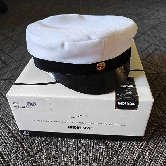 Ylioppilaslakki 56cm