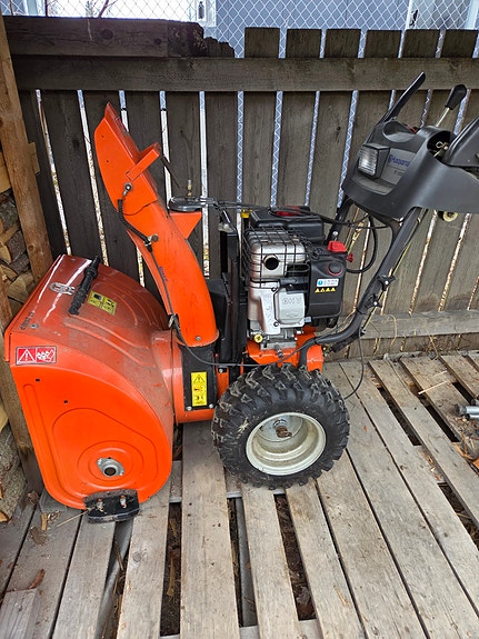 Lumilinko husqvarna ST268EP