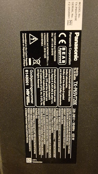 Iso Panasonic 65" TV seinätelineellä TX-P65VT20E