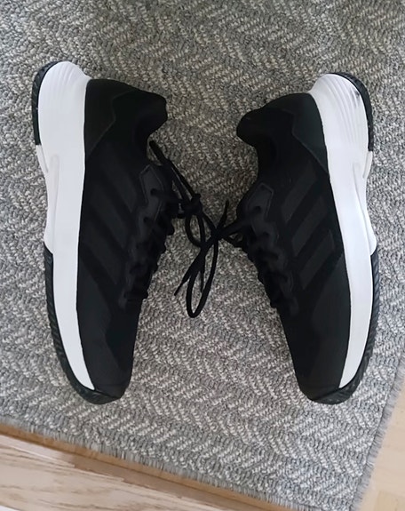 Adidas Gamecourt 2 sisäpelikengät 43-44