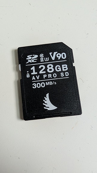 Angelbird 128GB Sd-kortti (V90, 300MB/s)
