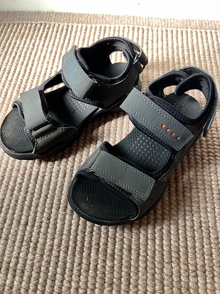 ECCO lasten sandaalit koko 28 harmaa unisex