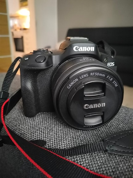 Canon EOS R50 + RF 50mm f/1.8