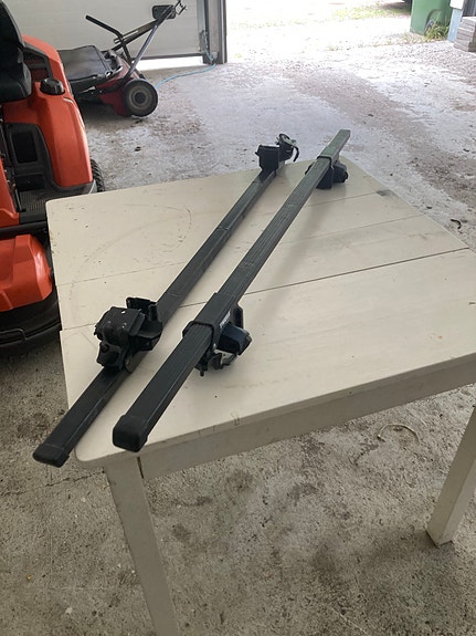 Thule kattotelineet