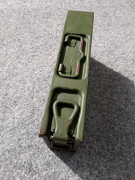 Vanha armeijan laatikko