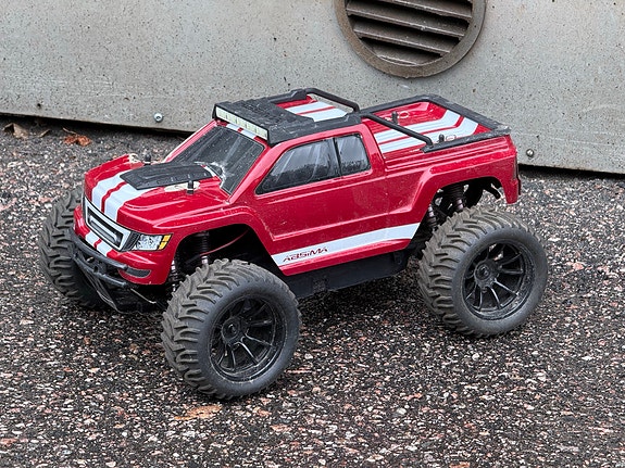 Absima AMT3.4 Brushless RC radio-ohjattava auto (+3S akku)