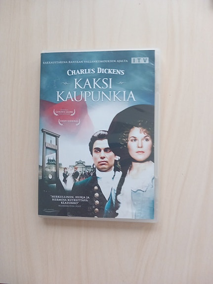 Kaksi Kaupunkia
