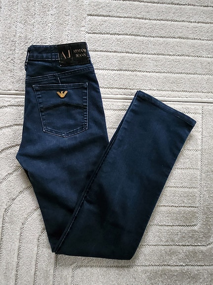 Armani farkut. Koko 27