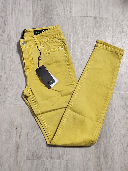 Armani exchange farkut. Uudet. Koko 25