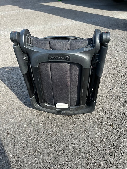 Bugaboo Ant -matkarattaat + jalkatuki (All Black)