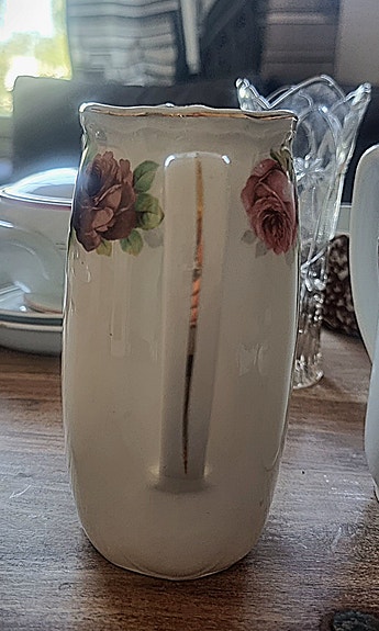 Vanha Arabian ruusukuvioinen maitokannu / kaadin, malli 4062