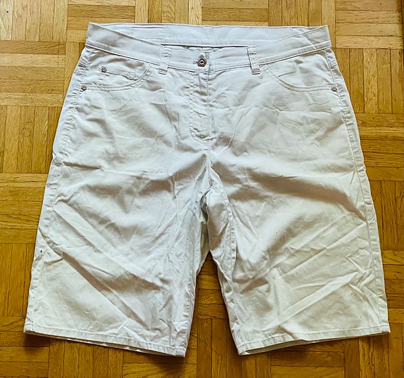 ISOT naisten shortsit Gerry Weber Edition