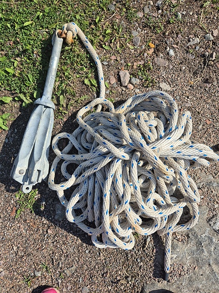Veneen ankkuri 7,5kg ja köysi