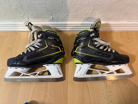Bauer GSX maalivahdin luistimet kokoa 1  (33,5)