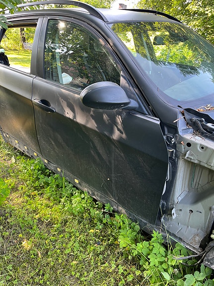 Bmw e91 oikea etuovi