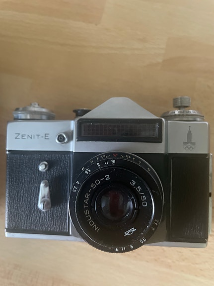 Zenit‑E filmikamera
