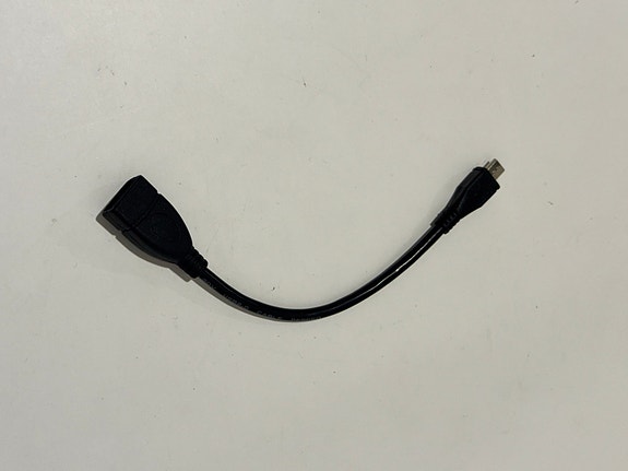 Micro-USB - USB-A naaras OTG-kaapeli / sovitin (Uusi/Käyttämätön)