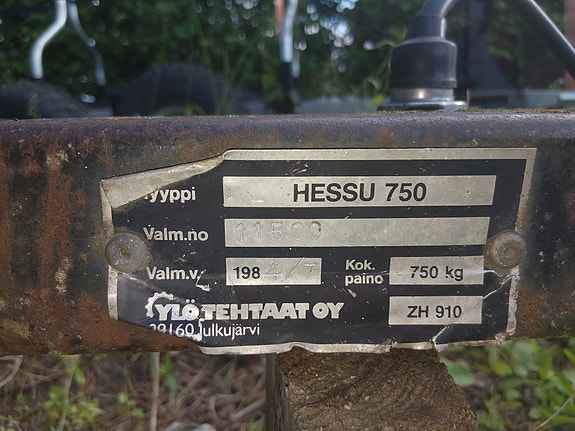 Hessu 750 telikärri