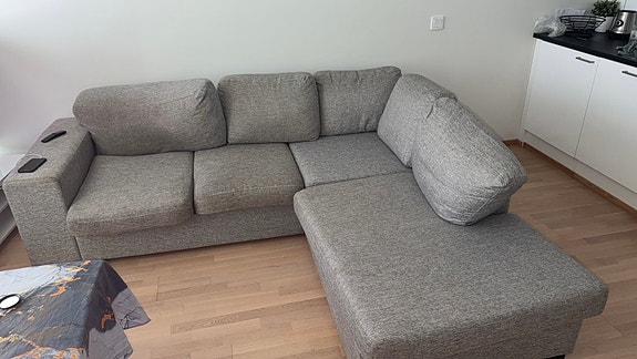 Myydään hyväkuntoinen sohva halvalla