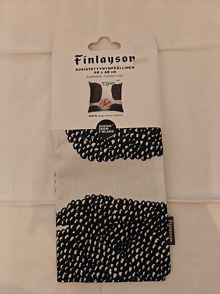 Finlayson x Hannu Väisänen koristetyynyn päällinen kutu
