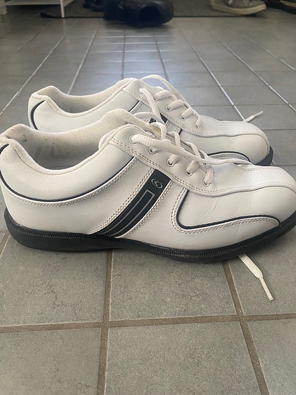 Catmandoon golfkengät koko 39 valkoinen