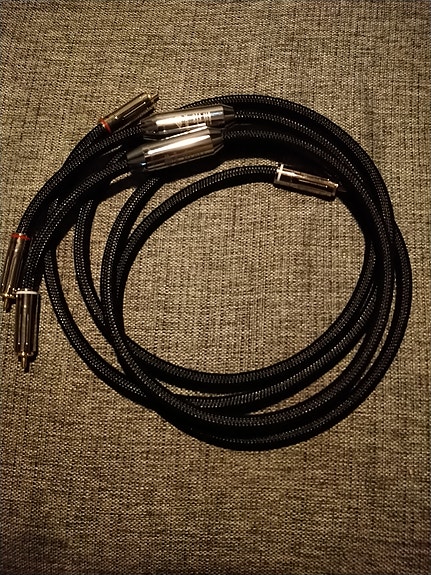 Laadukkaat RCA kaapelit