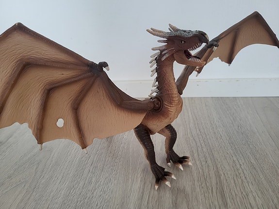 Schleich lohikäärme