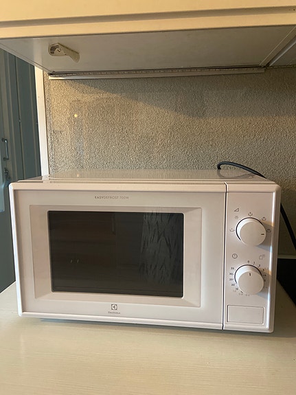 Electrolux mikroaaltouuni valkoinen
