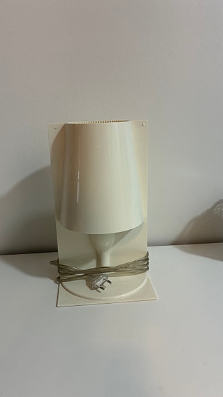 Kartell take pöytävalaisin