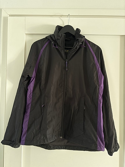 Haltin Active Dry -hupullinen takki