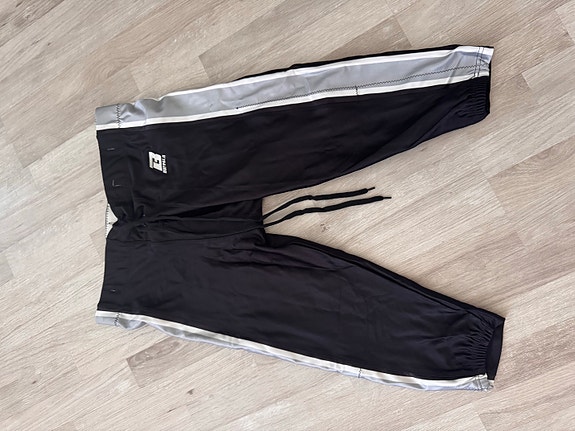 Amerikkalainen jalkapallo pelihousut. Uudet XL