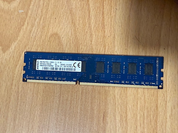 Kingston 8GB DDR3L 1600MHz (PC3L-12800) DIMM -muisti