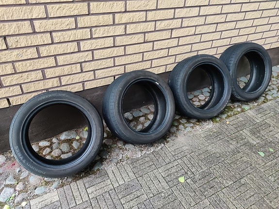 245/45R18 Nokian Hakka Black2