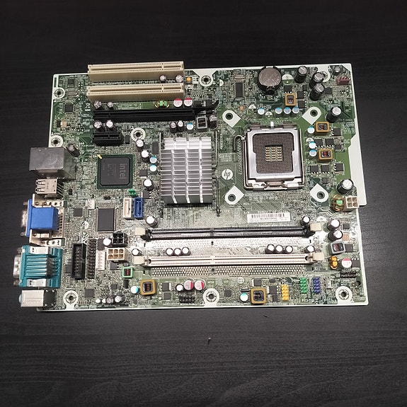 🖤HP LGA 775  pakettikoneen emolevy🖤