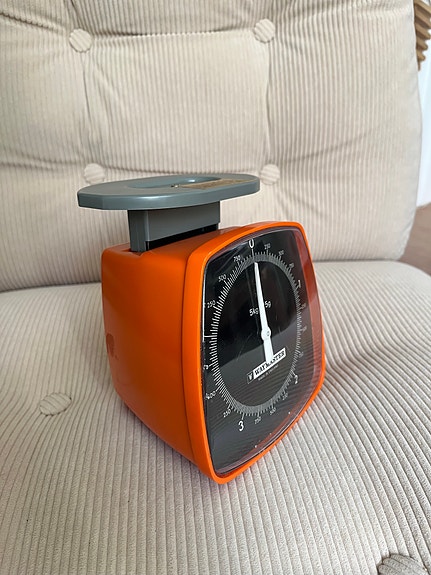 Retro vaaka