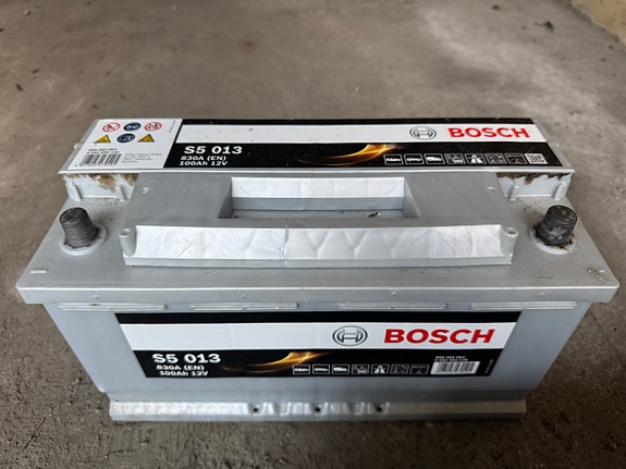 Bosch S5 013 akku 100AH/830A