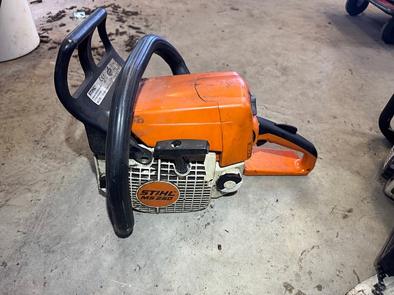 Stihl MS 250 moottorisaha