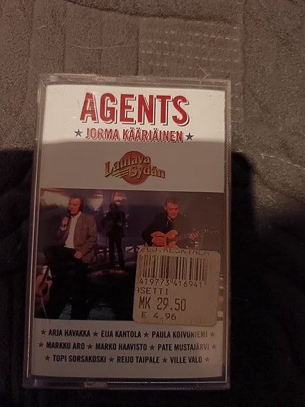 Laulava sydän Agents ja Jorma Kääriäinen c kasetti
