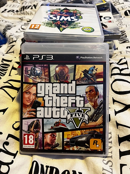 PS3 Grand Theft Auto V peli