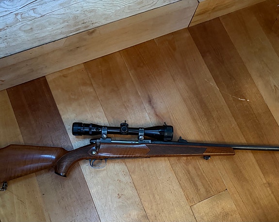 Tikka LSA-65. .308 WIN kivääri kiikarilla